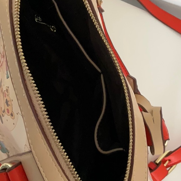 Handbag - Picture 7 of 8